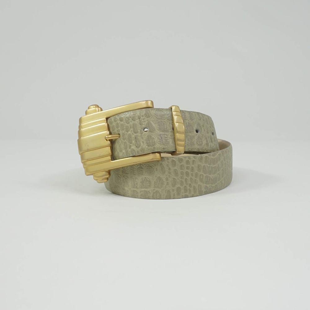 Genuine leather green vintage waist belt with gold buckle.